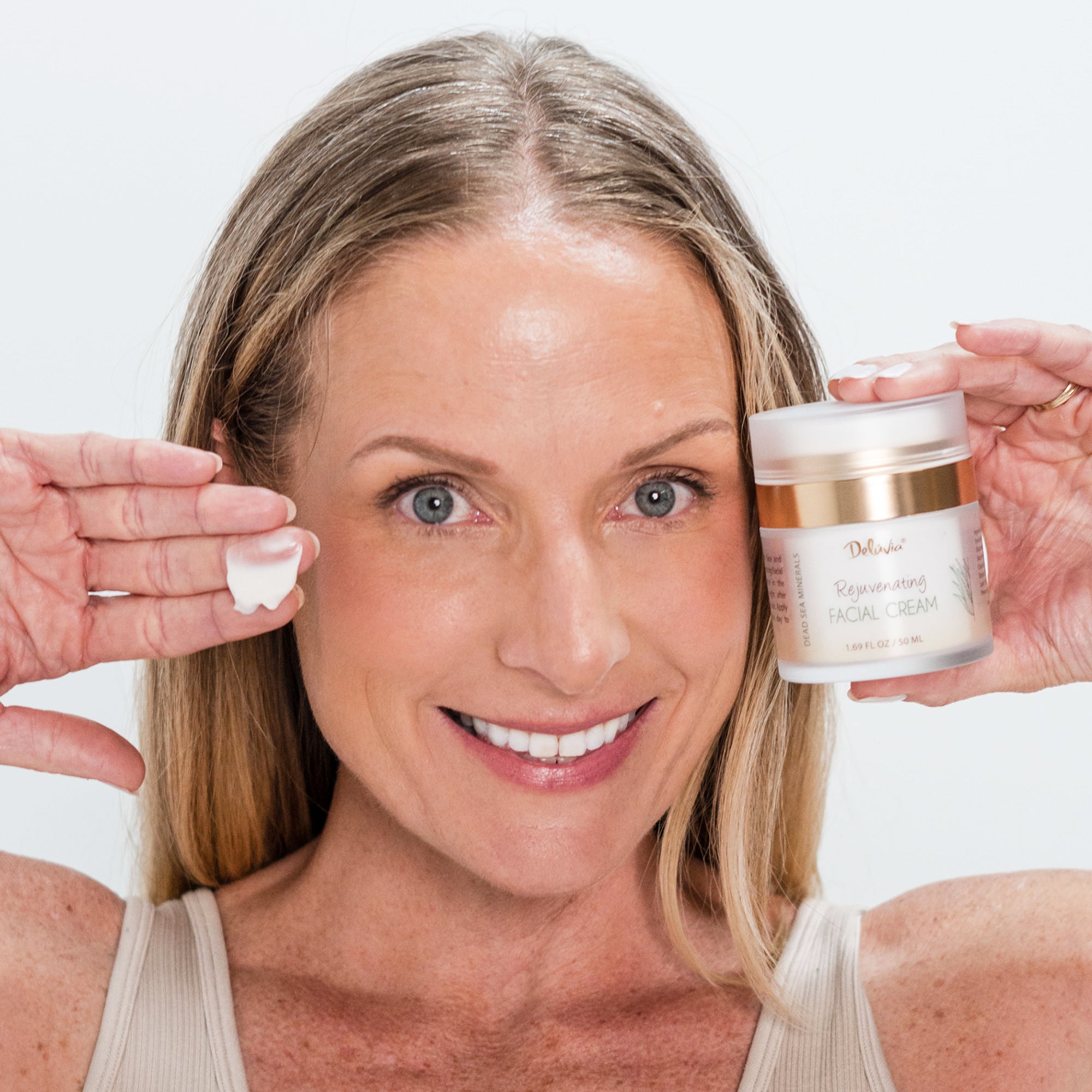 Rejuvenating Face Cream – Deluvia