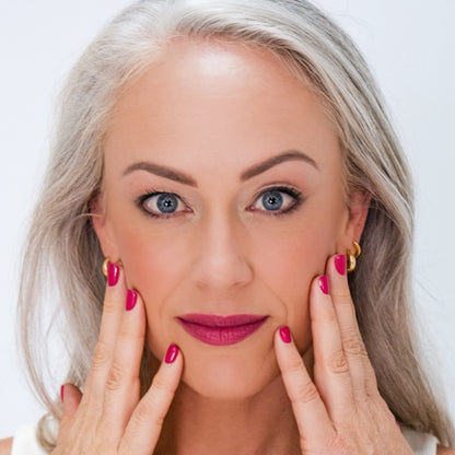 Woman wearing Demure Natural Radiance Blush