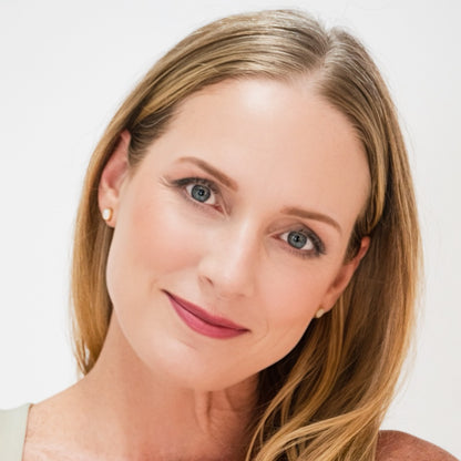 Woman wearing Demure Original Concealer under her eyes