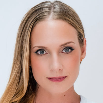 Woman wearing Demure Strawberry Blush