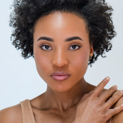 Mineral Finishing Powder - Dark - Deluvia