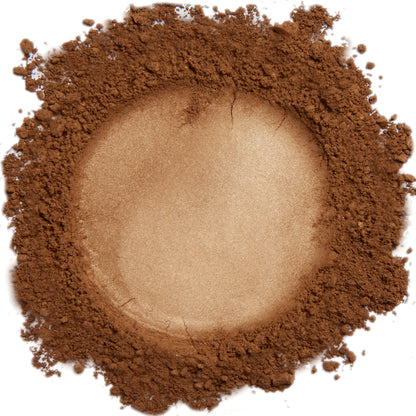 A close up swatch of Spiced Honey mineral foundation