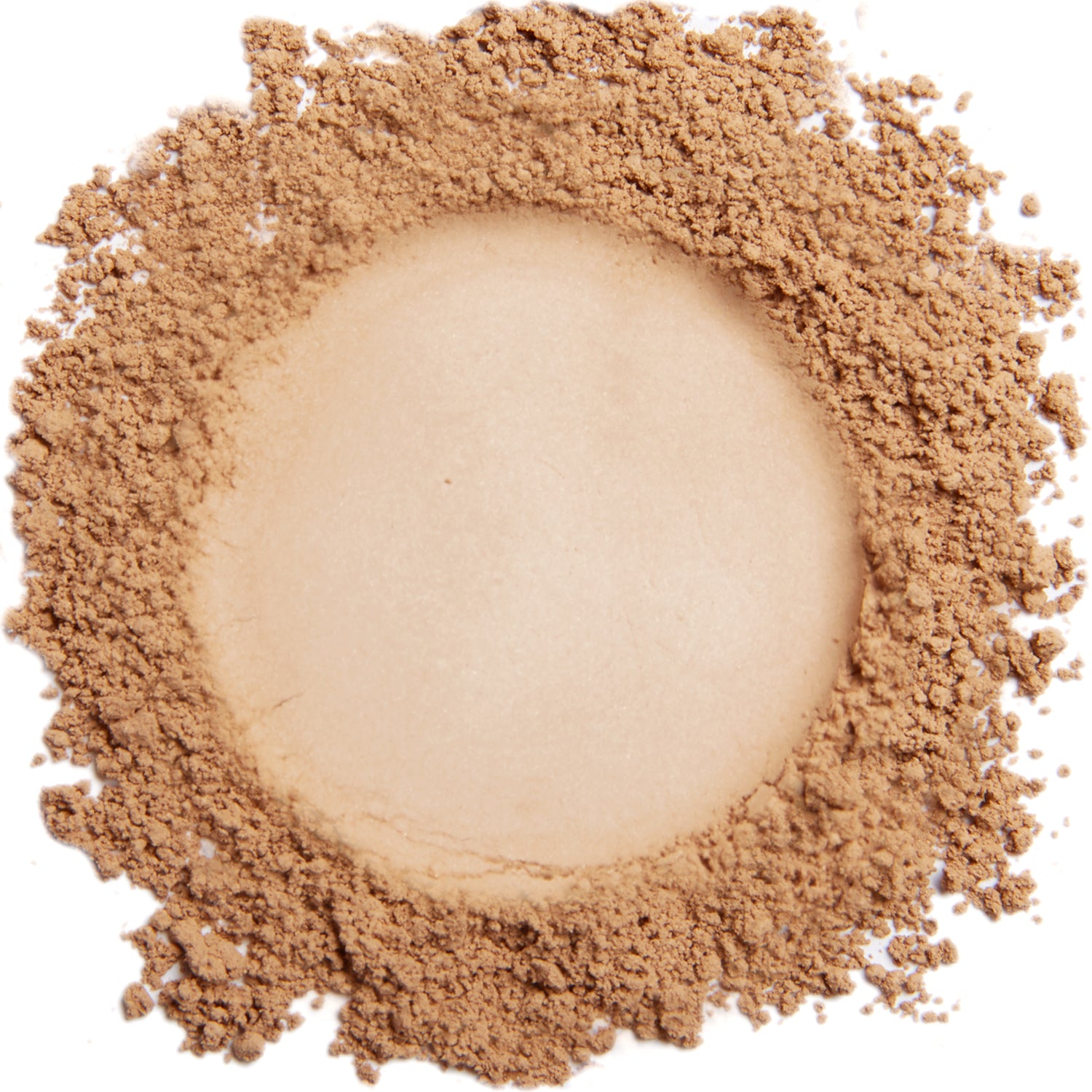A close up swatch of Tan mineral setting finishing powder